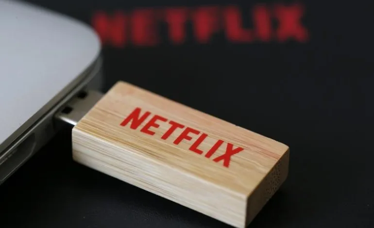 Netflix Payları Rekor Düzeye Ulaştıktan Sonra Geriledi