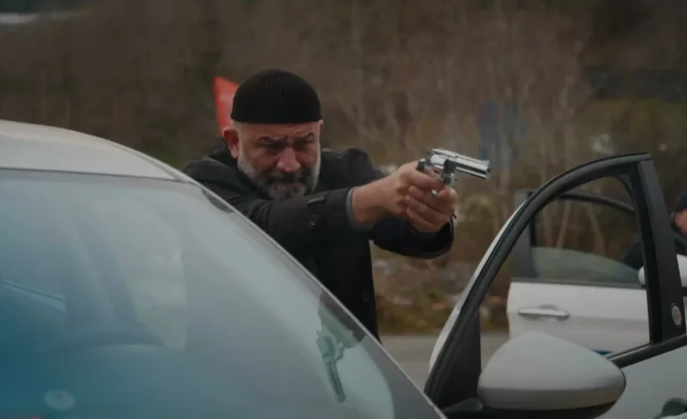 Arka Sokaklar 702. Bölüm Fragmanı: Melih Vuruldu!