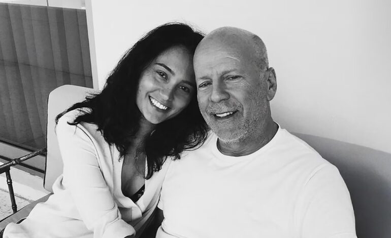 Emma ve Bruce Willis: The Unexpected Journey