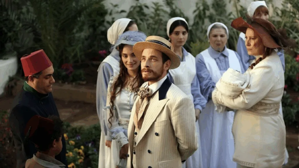 Şakir Paşa Ailesi'nin Setinde Acı Olay: Ünlü Konakta Bir Kez Daha Yangın Çıktı, Yapım Amiri Hayatını Kaybetti